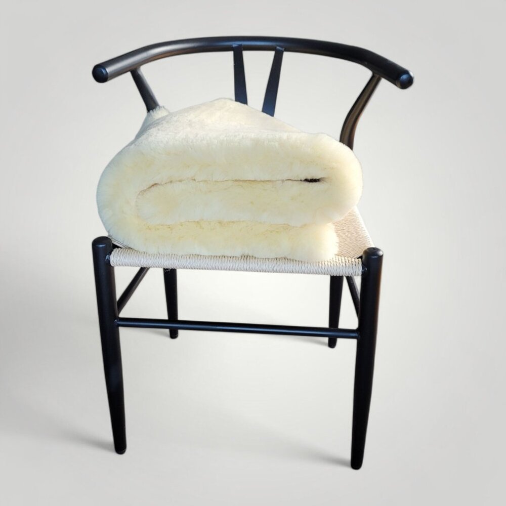 Premium Pelts of Superior Quality - Large Medical Tanned Sheepskin Pelt - 1 pack - Picture 3 of 7